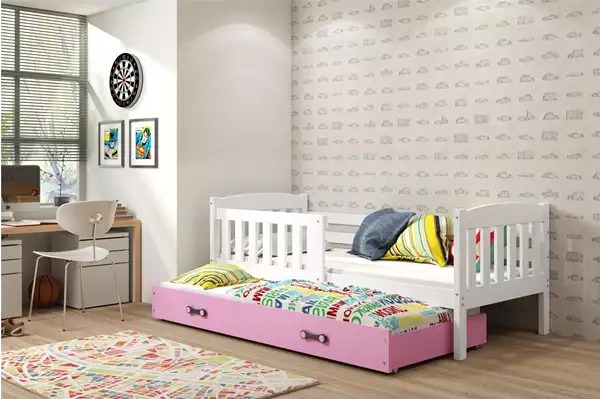 Visualisering av Utdragbar juniorsäng KUBUŚ 90X200 med madrass och låda, vit/rosa