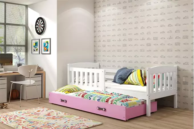 Visualisering av Utdragbar juniorsäng KUBUŚ 90X200 med madrass och låda, vit/rosa